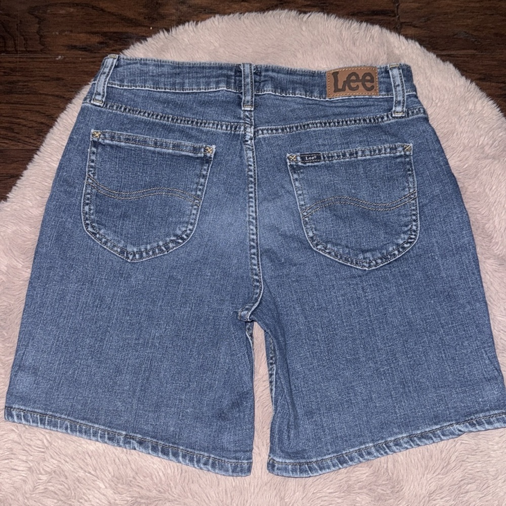 Lee blue jean denim shorts women’s short mid rise toned up button zip pockets 6M - Picture 5 of 12